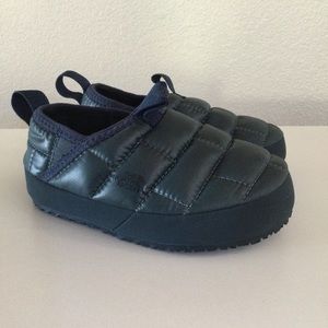 The North Face Toddler Boy Size 10 Dark Blue Slipper Shoes